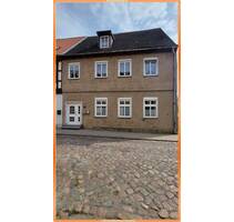 Großzügiges charmantes Stadthaus - mit sichtgeschütztem Innenhof - ideal als Mehr-Generationen-Haus - Stavenhagen Stavenhagen, Reuterstadt