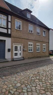 Straßenfront Ansicht 2 - 1 Zimmer Einfamilienhaus zum Kaufen in Stavenhagen