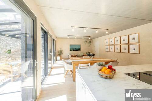 Blick von Küche - Einfamilienhaus mit 215,00 m² in Würzburg zum Kaufen