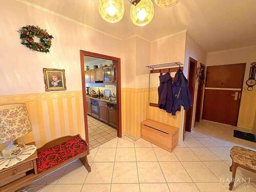 Flur, Küche, Whng Eingang - 