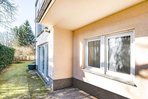 Terrasse - 2 Zimmer Etagenwohnung in Berlin / Mahlsdorf