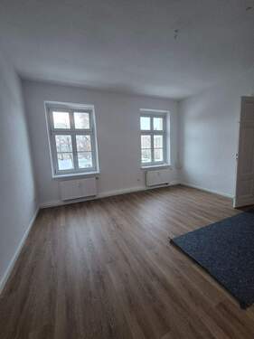 2. Zimmer - Etagenwohnung mit 70,00 m&sup2; in Neuruppin zur Miete