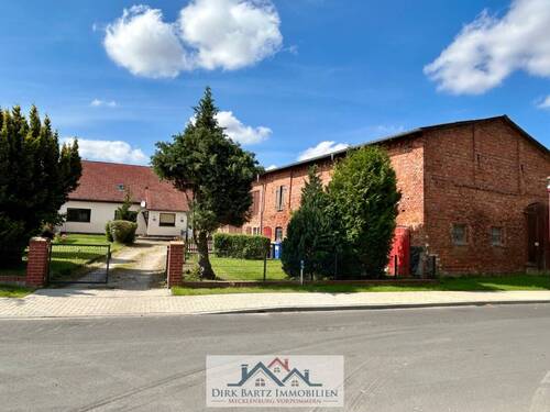 Ansicht - Modernisierte Doppelhaushälfte mit viel Potenzial in ruhiger Lage!!