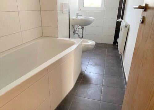 Badezimmer - 2 Zimmer Etagenwohnung in Oschersleben