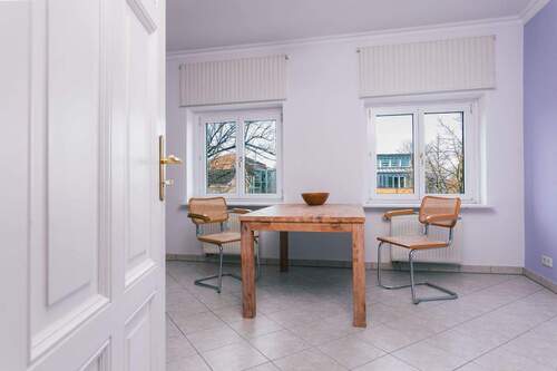 Großzügige Küche - 