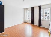 Wohnzimmer1 - Bayerisches Viertel: 2-Zi-Wohnung im 5.OG mit Aufzug