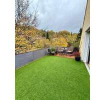 Sonnige 2-Zimmer-Dachgeschosswohnung mit Dachterrasse...! - Würzburg Unterdürrbach