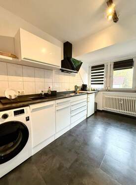 Küche-1.jpg - Etagenwohnung mit 70,00 m² in Würzburg zur Miete