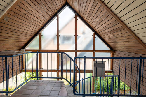 Eingang DG - 1 Zimmer Mehrfamilienhaus, Wohnhaus in Ganderkesee