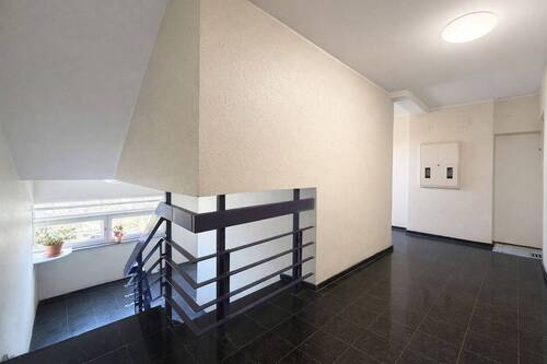 Treppenhaus - Etagenwohnung mit 70,00 m&sup2; in Berlin zum Kaufen