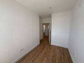 Zimmer 3 - 