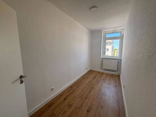 Zimmer 2 - 