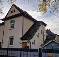 Stilvoll modernisiertes Familienhaus mit Geschichte & Wohnkomfort - Oberhausen Schwarze Heide