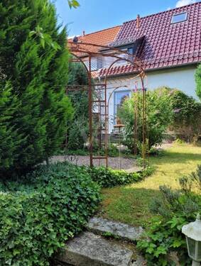 Gartenansicht - Doppelhaushälfte mit 104,00 m² in Springe zum Kaufen