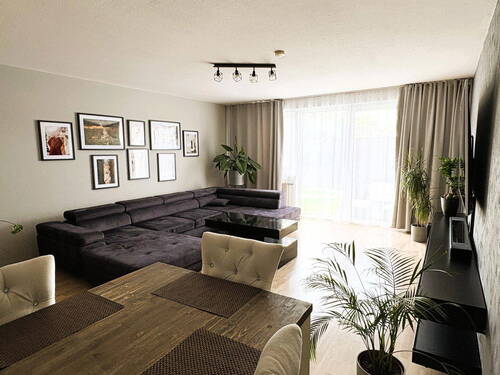 Wohnzimmer - 3 Zimmer Etagenwohnung zum Kaufen in Mönchengladbach