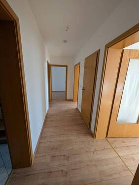 PXL_20251104_112846239.jpg - + Wohlfühloase mit Balkon & EBK - Tolle 3 Zimmer Wohnung +