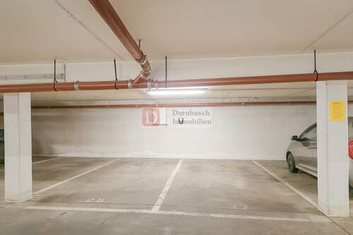 Tiefgaragenstellplatz - 