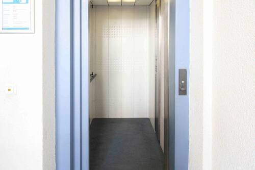 Fahrstuhl - 