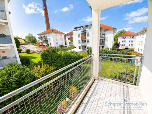 Balkon - Eigentumswohnung mit 2 Zimmern im 1. OG in gepflegtem Wohnpark am Wilhelm-Wunderlich-Park in Meerane