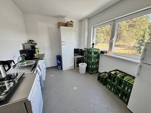 Aufenthalt / Teeküche - Büro in Röttenbach zur Miete