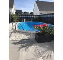 Einfamilienhaus mit Pool - 1.250,00 EUR Kaltmiete, ca.  110,00 m² Wohnfläche in Fröndenberg (PLZ: 58730) Hohenheide
