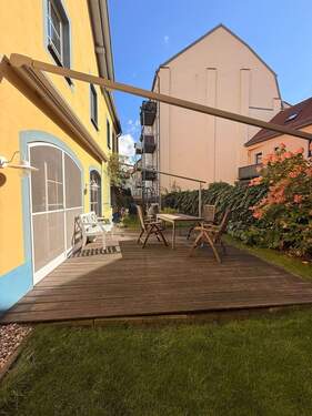 Terrasse mit Markise - 