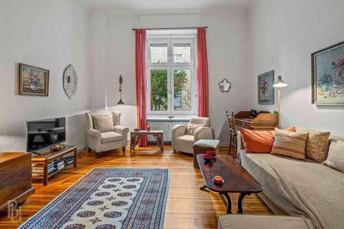 Raum II - 2 Zimmer Etagenwohnung in Berlin