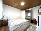 Schlafzimmer EG - 