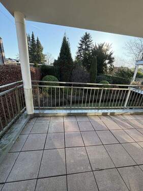 Wohnzimmer-Balkonblick - 