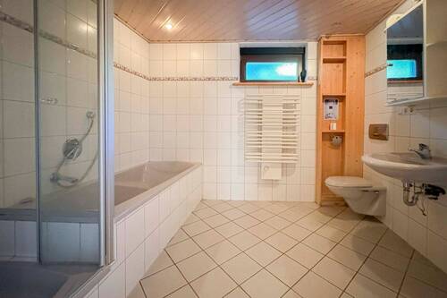Badezimmer UG - 