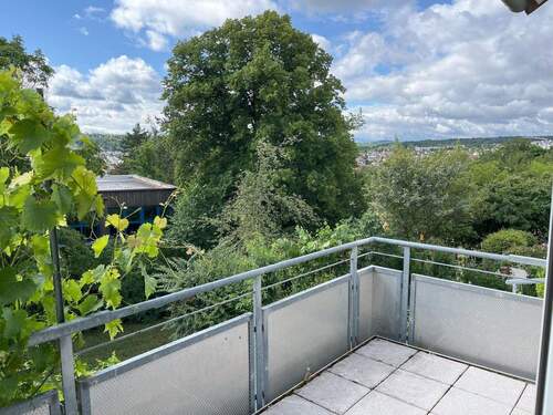 Balkon mit Blick - 5 Zimmer Doppelhaushälfte zum Kaufen in Stuttgart