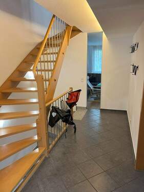 EG Flur Treppe - 