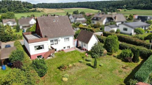 Grundstücksansicht - 6 Zimmer Einfamilienhaus zum Kaufen in Trendelburg