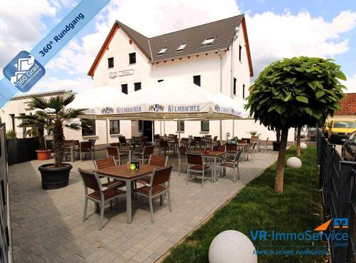 Bild 1 - Ideal, um Wohnen und Arbeit zu verbinden: Top saniertes Wohn- und Geschäftshaus in Allersberg!