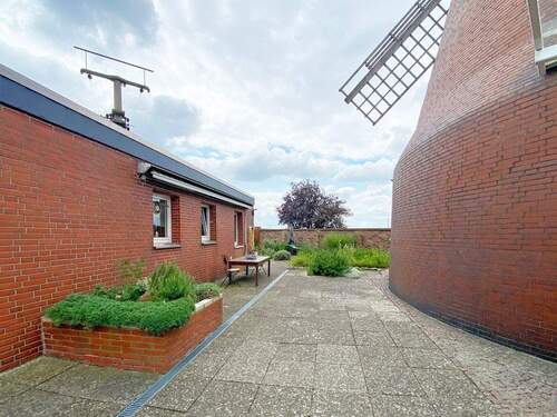 Wohnen und Arbeiten nebenan! - 