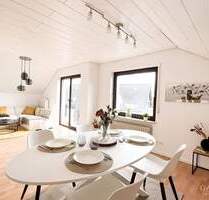 *** Traumhafte 3 Zimmer-Dachgeschoss-Wohnung mit Südbalkon und Stellplatz *** - Waghäusel Wiesental