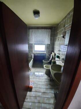 Dusch Wannen Bad 1.OG - 