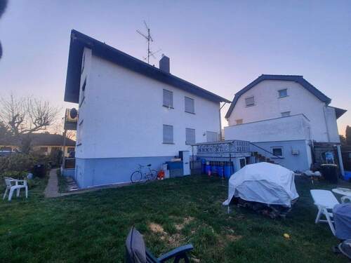 Gartenansicht Pool Nebengebäud - 1 Zimmer Einfamilienhaus in Büttelborn