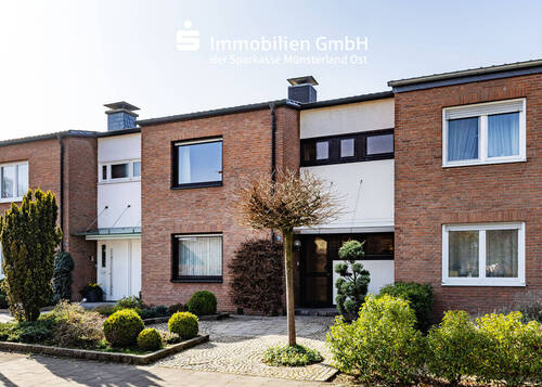 Vorderansicht - Verwirklichen Sie Ihren Traum vom Eigenheim!