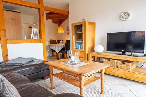 Wohnzimmer - Einfamilienhaus in Butjadingen zum Kaufen