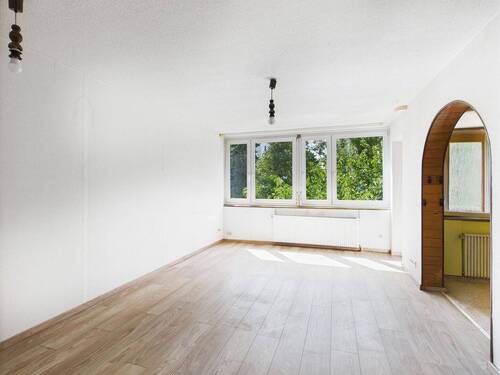 Wohnbereich - 2 Zimmer Etagenwohnung in Stuttgart