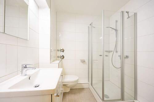 Badezimmer - 1 Zimmer Etagenwohnung in Tamm