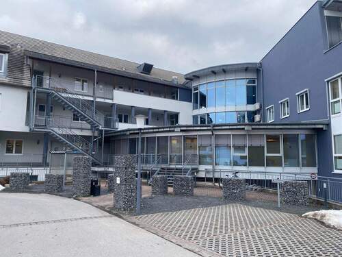 Außenansicht - Büro zur Miete in Bad Neustadt an der Saale