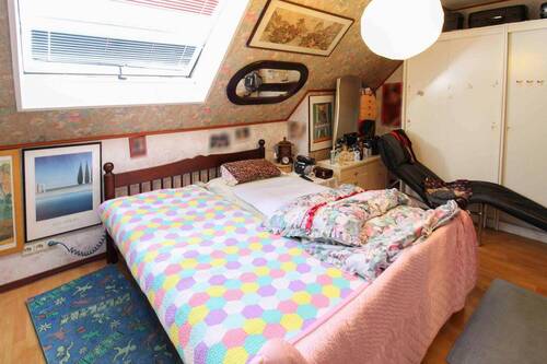 Zimmer 2 - 