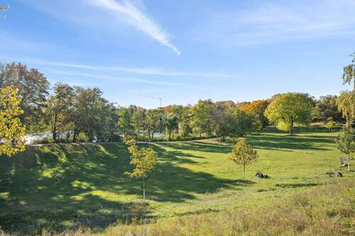 Bild 2 - 2 Zimmer Etagenwohnung zum Kaufen in Berlin