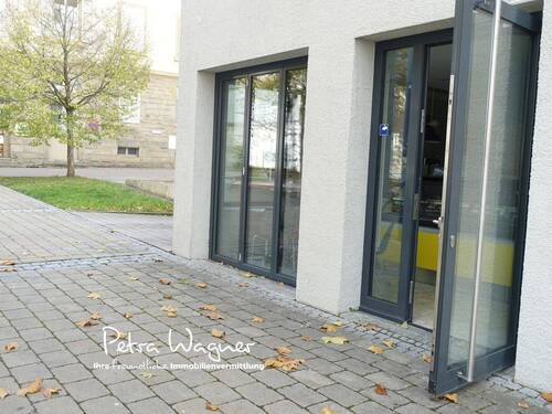 Bild 1 - Klein, fein, sichtbar: tolle, moderne Laden-Gewerbefläche, praktisch mit Kfz-Außenstellplatz