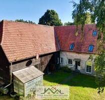 Eindrucksvolles Bauernhaus mit Scheune im Loitzer Umland.