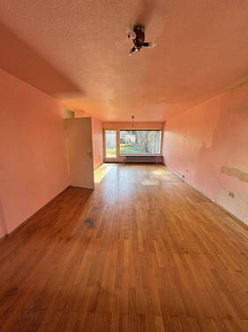 Bild 3 - 7 Zimmer Reihenmittelhaus in Nürnberg