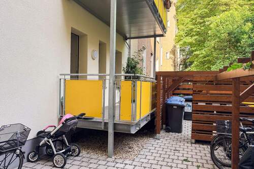 Balkone - Etagenwohnung mit 77,70 m² in Halle (Saale) zur Miete
