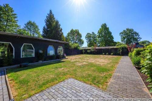 5 Blick in den Garten - 